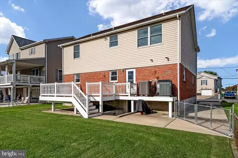 6925 River Drive Rd, Sparrows Point, MD 21219 photo 33