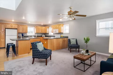 6925 River Drive Rd, Sparrows Point, MD 21219 photo 13