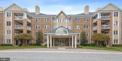 210 Belmont Forest Ct #108, Lutherville Timonium, MD 21093