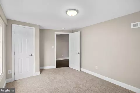 6806 Windsor Ml, Gwynn Oak, MD 21207 photo 4
