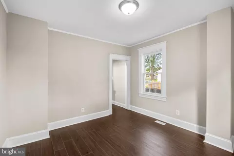 6806 Windsor Ml, Gwynn Oak, MD 21207 photo 9