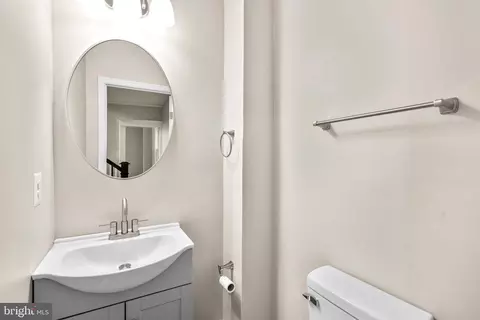 6806 Windsor Ml, Gwynn Oak, MD 21207 photo 5