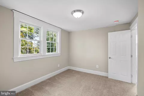 6806 Windsor Ml, Gwynn Oak, MD 21207 photo 21