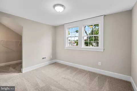 6806 Windsor Ml, Gwynn Oak, MD 21207 photo 22