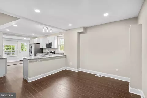 6806 Windsor Ml, Gwynn Oak, MD 21207 photo 7