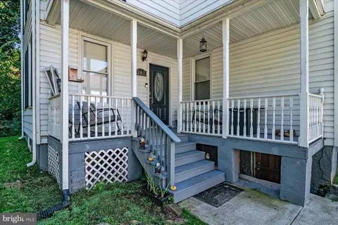 281 Elizabeth Ave, Halethorpe, MD 21227 photo 4