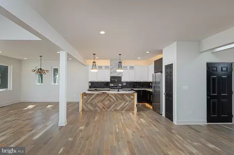 6707 Fairmount Ave, Baltimore, MD 21215 photo 20