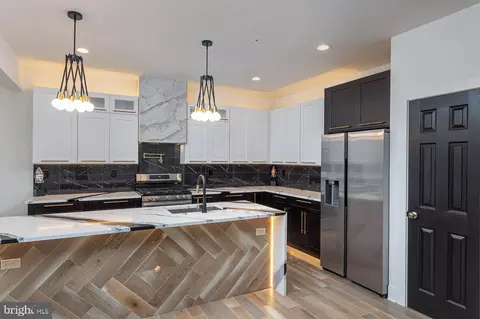 6707 Fairmount Ave, Baltimore, MD 21215 photo 4