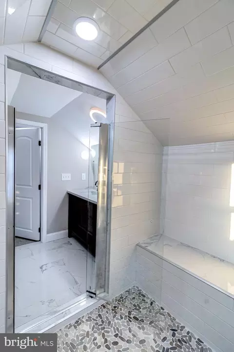3202 Green Hill Rd, Sparrows Point, MD 21219 photo 4