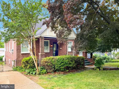 637 Regester Ave, Baltimore, MD 21212