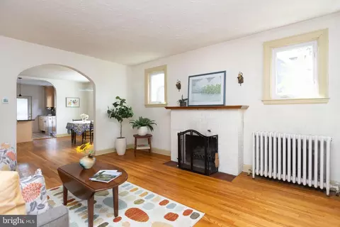 637 Regester Ave, Baltimore, MD 21212 photo 2