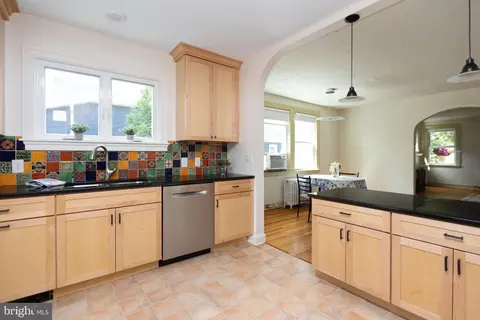637 Regester Ave, Baltimore, MD 21212 photo 15