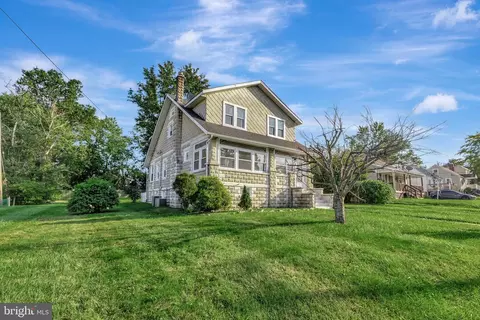 7721 Daniels Ave, Parkville, MD 21234