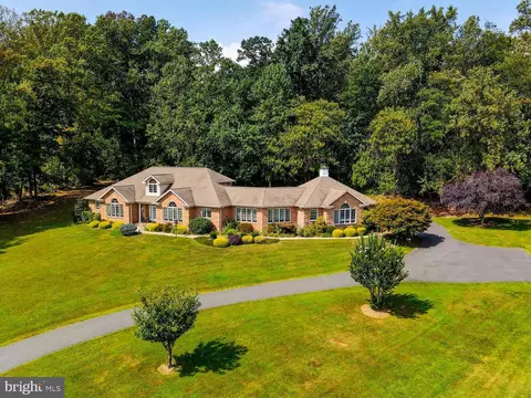 7310 Longfield Dr, Kingsville, MD 21087