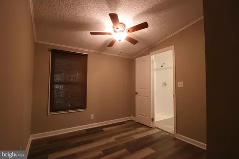 137 Rodeo Cir, Middle River, MD 21220 photo 23
