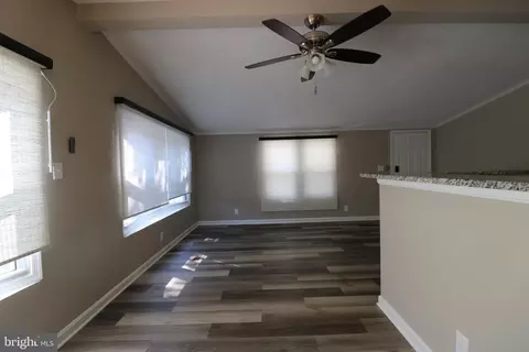 137 Rodeo Cir, Middle River, MD 21220 photo 9