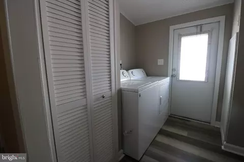 137 Rodeo Cir, Middle River, MD 21220 photo 12