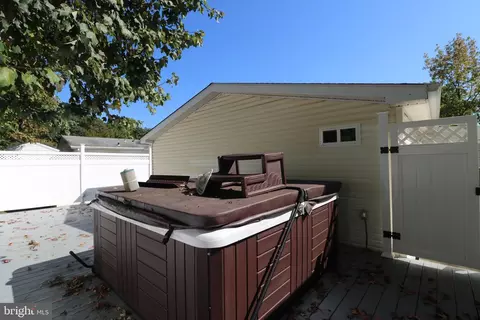 137 Rodeo Cir, Middle River, MD 21220 photo 37