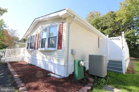 137 Rodeo Cir, Middle River, MD 21220 photo 48