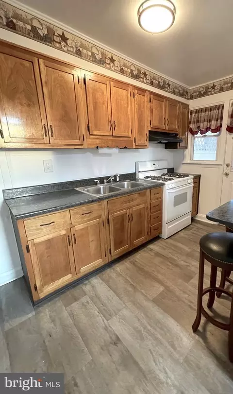 2701 Creston Rd, Dundalk, MD 21222 photo 10