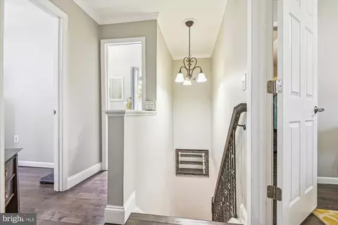 2017 Flower Ln, Halethorpe, MD 21227 photo 23