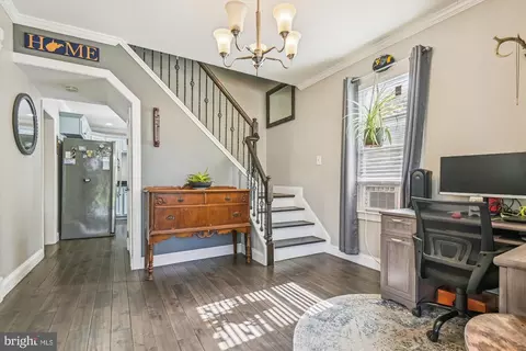 2017 Flower Ln, Halethorpe, MD 21227 photo 4