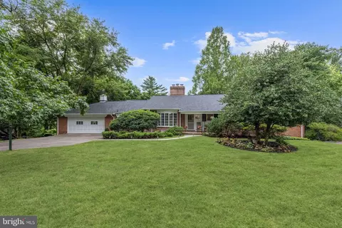 14 Seminole Ave, Catonsville, MD 21228