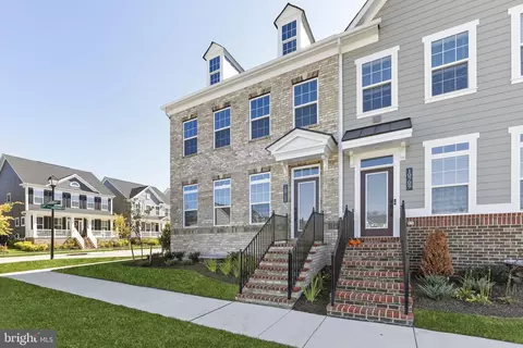 10711 Sundridge St, Middle River, MD 21220