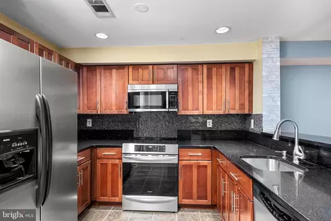 6 A Deer Run Ct #6A, Halethorpe, MD 21227 photo 8
