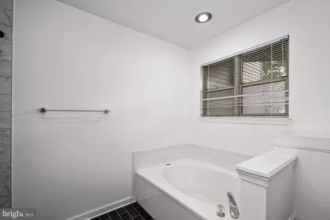 6 A Deer Run Ct #6A, Halethorpe, MD 21227 photo 17
