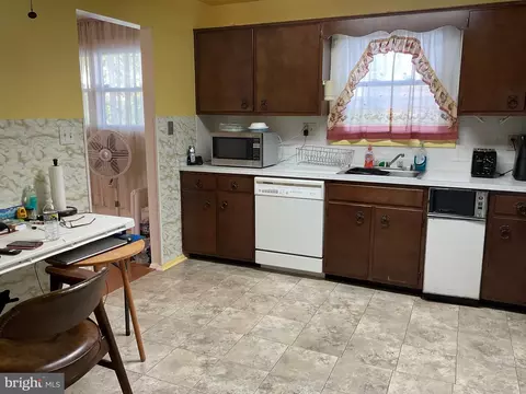 3204 Windsor Blvd, Gwynn Oak, MD 21207 photo 10