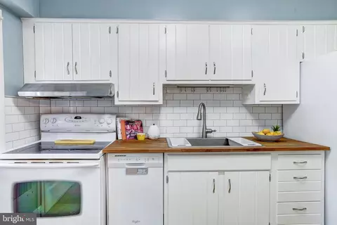 329 Dumbarton Rd, Baltimore, MD 21212 photo 15