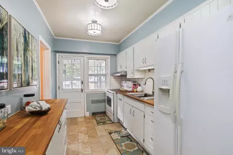 329 Dumbarton Rd, Baltimore, MD 21212 photo 16