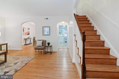 329 Dumbarton Rd, Baltimore, MD 21212 photo 5