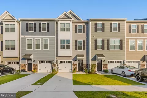 1433 Hudson View Rd, Essex, MD 21221