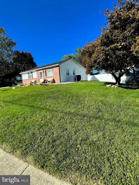 52 Longeron Dr, Middle River, MD 21220 photo 4