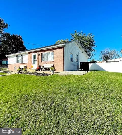 52 Longeron Dr, Middle River, MD 21220