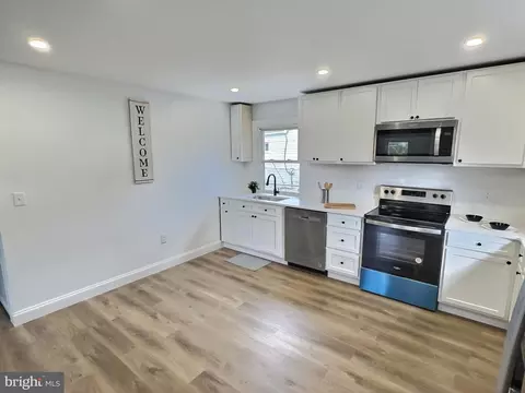 16 Runway Ct, Middle River, MD 21220 photo 5