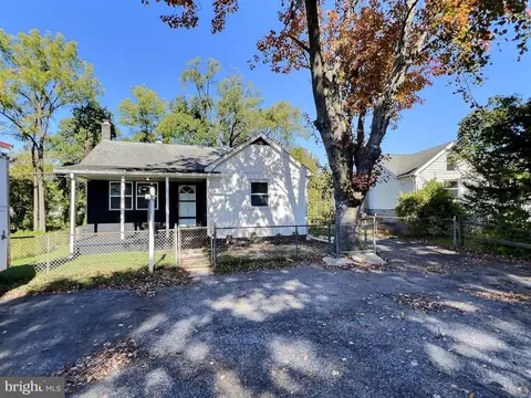 16 Runway Ct, Middle River, MD 21220 photo 9