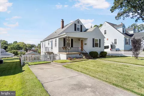 3329 Willoughby Rd, Parkville, MD 21234
