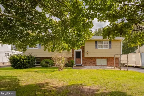 801 Bengies Rd, Middle River, MD 21220