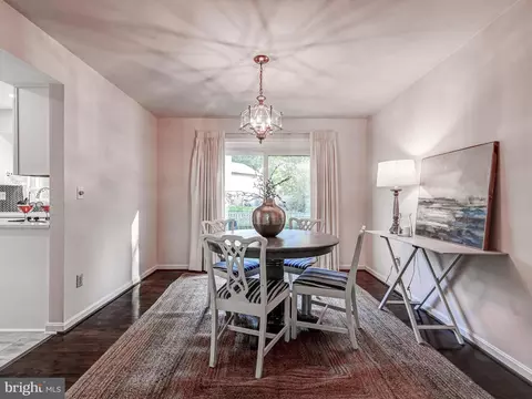 1209 W Lake Ave, Baltimore, MD 21210 photo 9
