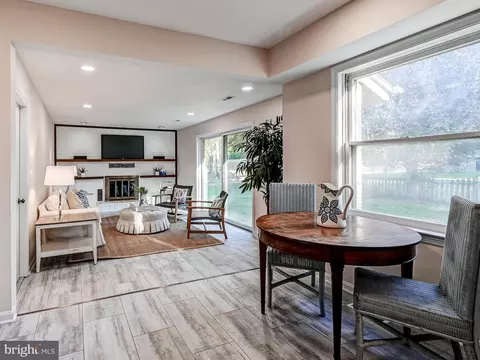 1209 W Lake Ave, Baltimore, MD 21210 photo 14