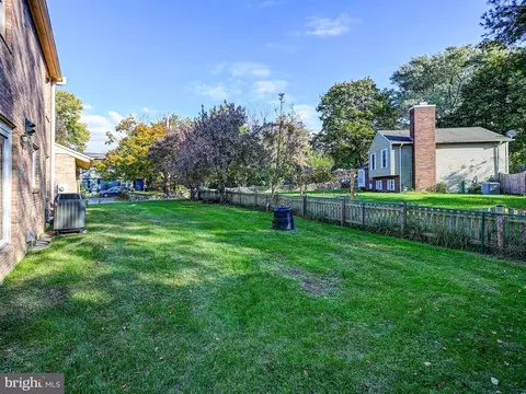 1209 W Lake Ave, Baltimore, MD 21210 photo 24
