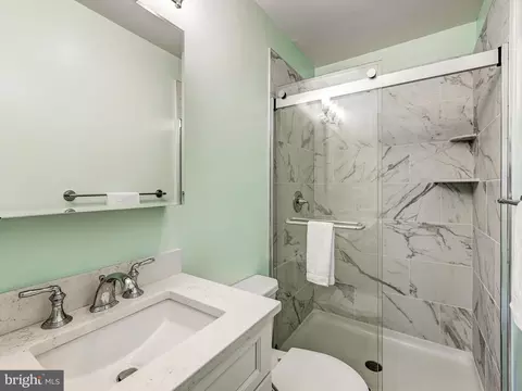 1209 W Lake Ave, Baltimore, MD 21210 photo 18