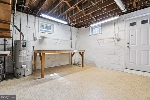 609 Walker Ave, Baltimore, MD 21212 photo 32