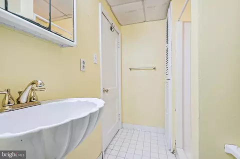 609 Walker Ave, Baltimore, MD 21212 photo 31