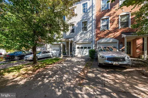 211 Toddson Ln, Owings Mills, MD 21117