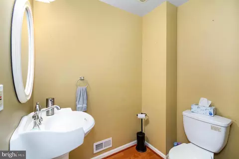 2222 Hammonds Ferry Rd, Halethorpe, MD 21227 photo 15
