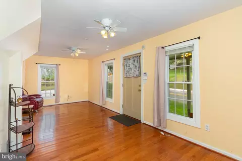 2222 Hammonds Ferry Rd, Halethorpe, MD 21227 photo 5